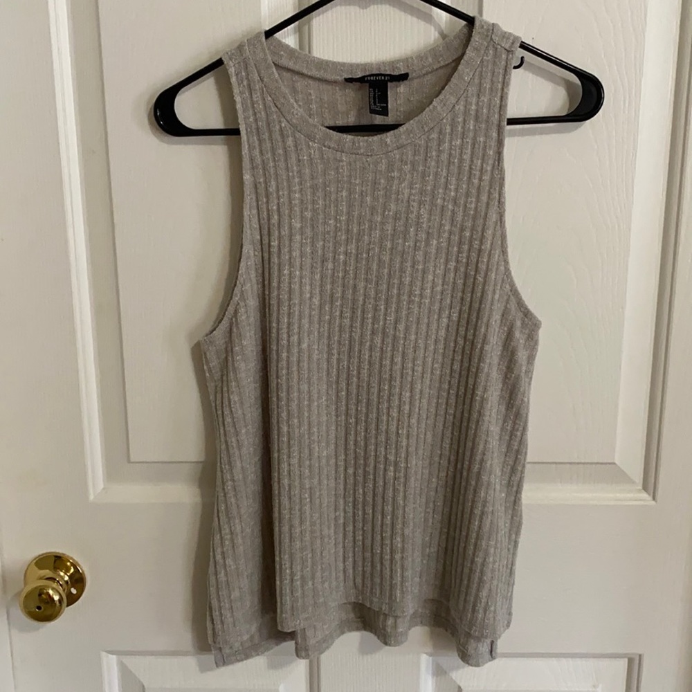 Sleeveless Silvery/Grey Top